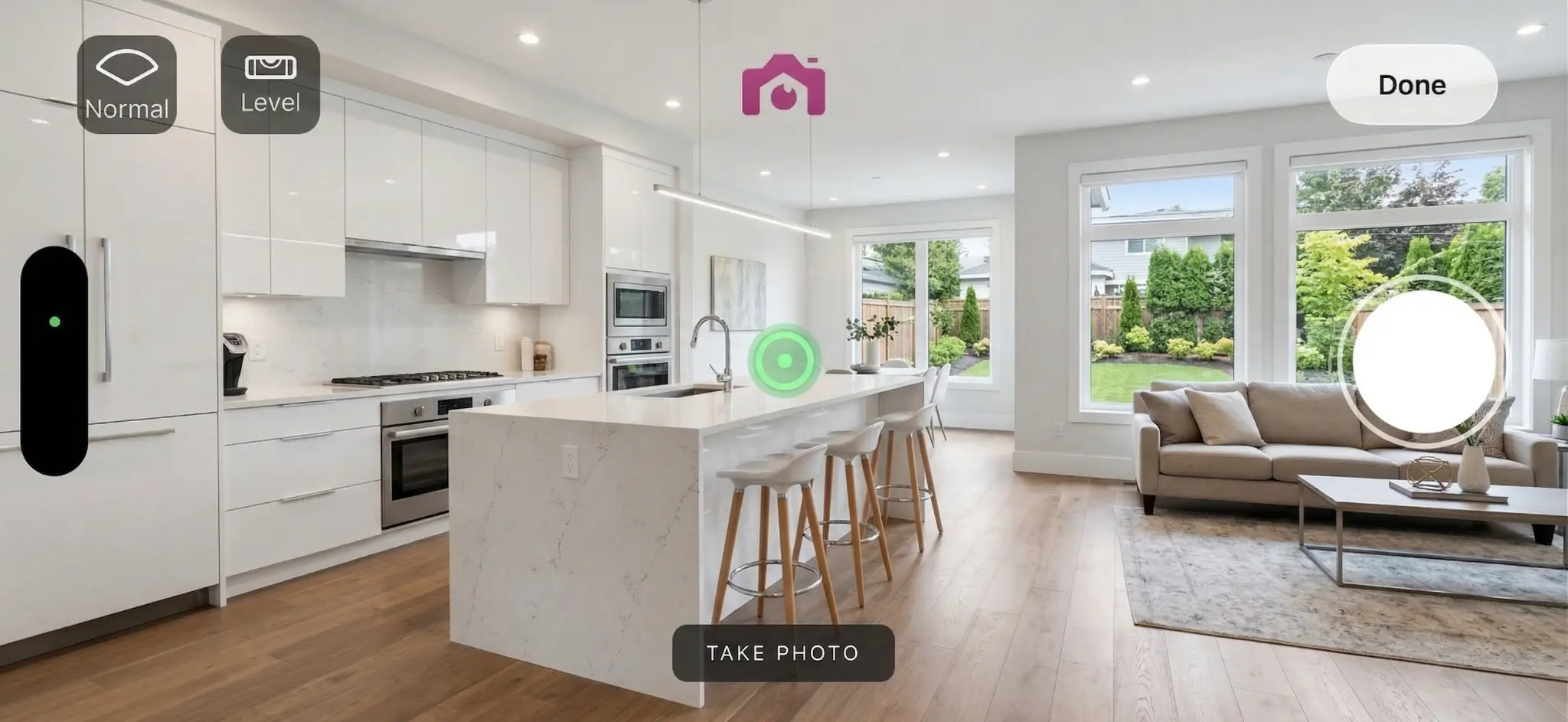 LensCasa in-app camera guidance screenshot